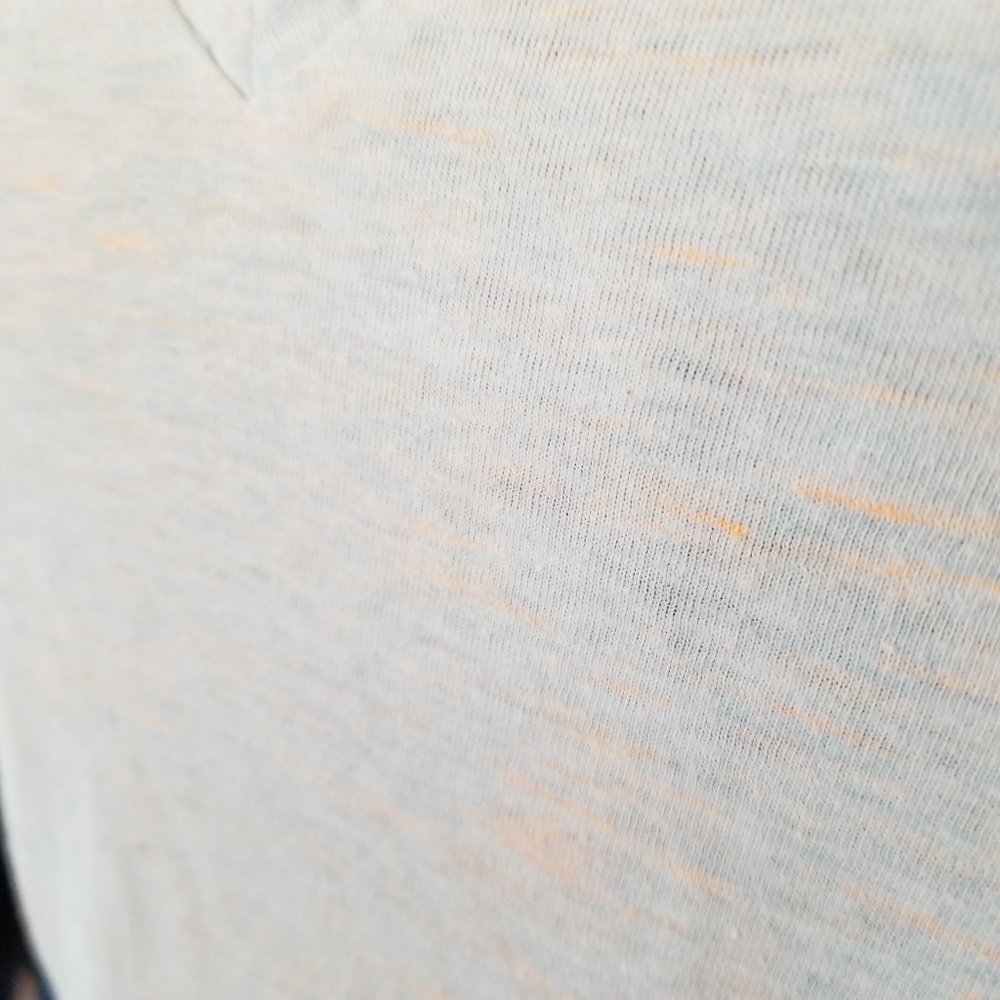 Old Navy V-Neck Short Sleeve T-Shirt - Picture 5 of 5